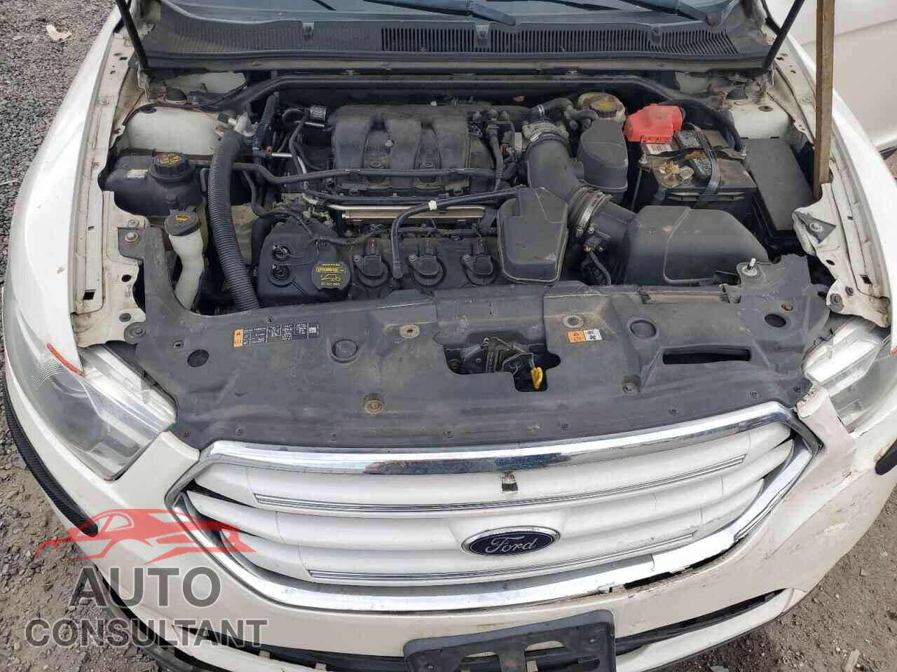 FORD TAURUS 2013 - 1FAHP2E83DG170560