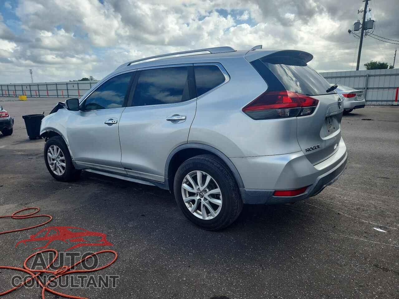 NISSAN ROGUE 2018 - KNMAT2MT2JP592523