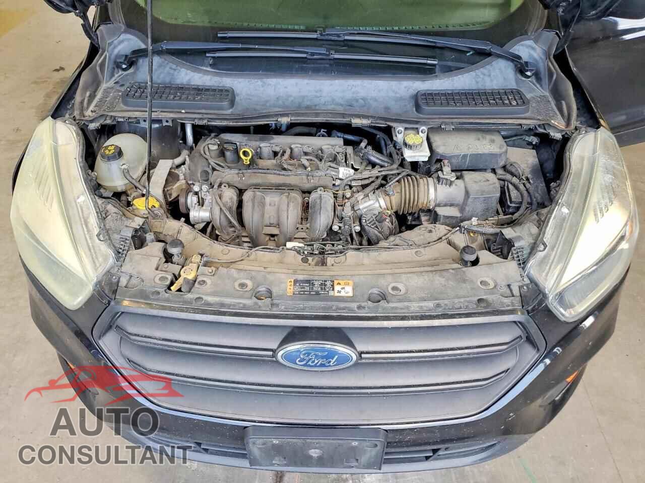 FORD ESCAPE 2017 - 1FMCU0F70HUC10975