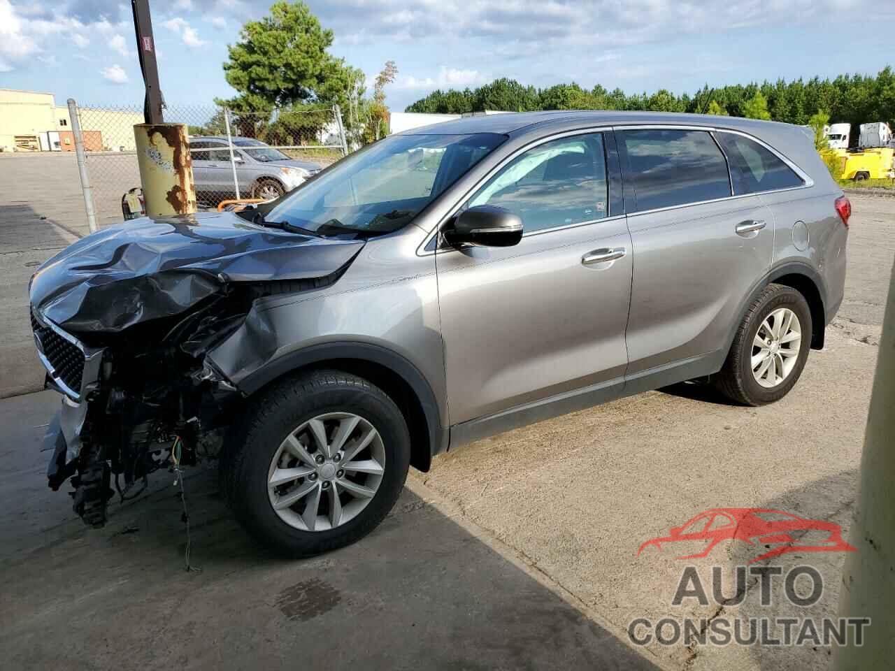 KIA SORENTO 2018 - 5XYPG4A33JG385298