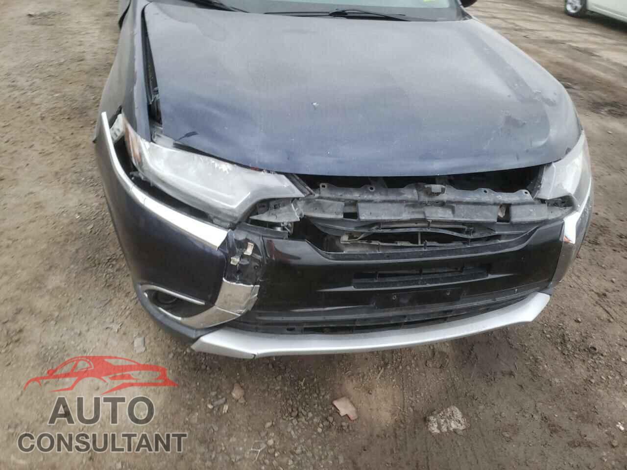 MITSUBISHI OUTLANDER 2017 - JA4AD2A37HZ028019