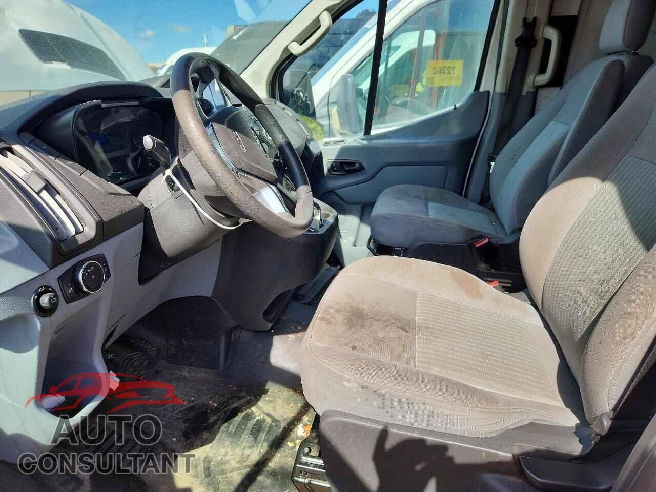 FORD TRANSIT 2018 - 1FTYR1YM7JKA28325