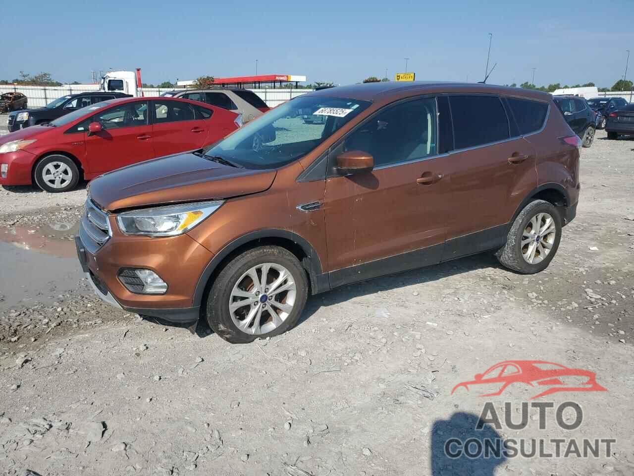 FORD ESCAPE 2017 - 1FMCU0GD5HUA54128