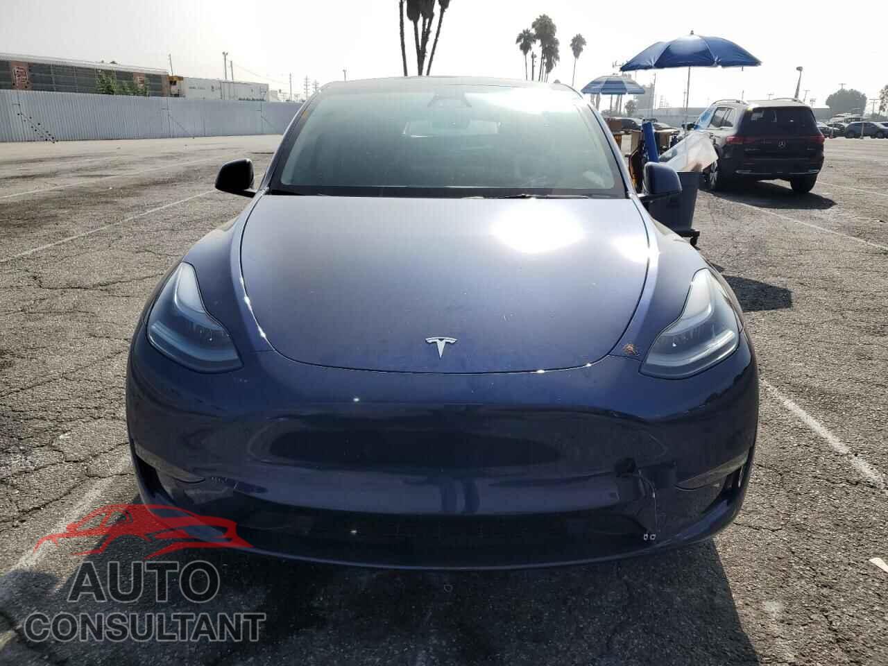 TESLA MODEL Y 2024 - 7SAYGDEE3RF180683