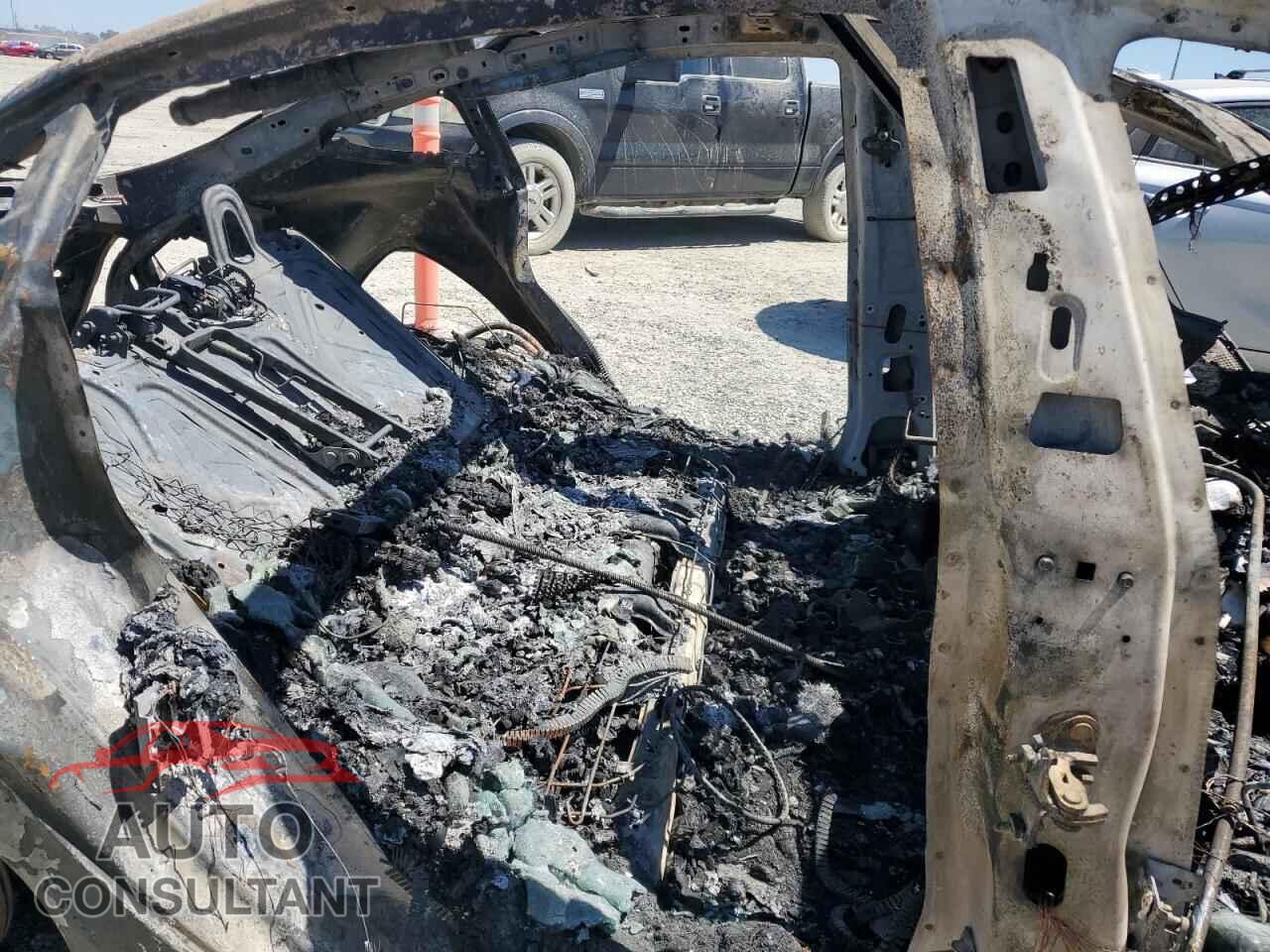 TESLA MODEL 3 2018 - 5YJ3E1EB3JF064650