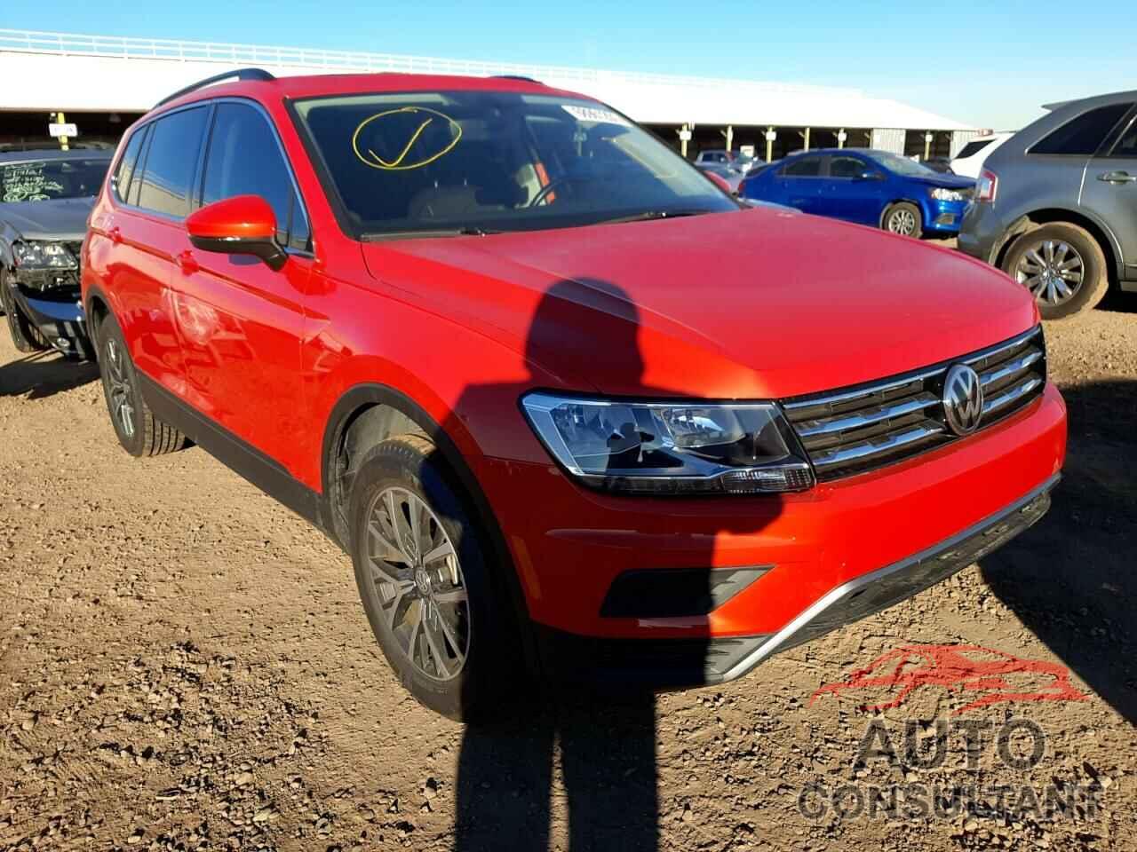 VOLKSWAGEN TIGUAN 2019 - 3VV3B7AX0KM004420