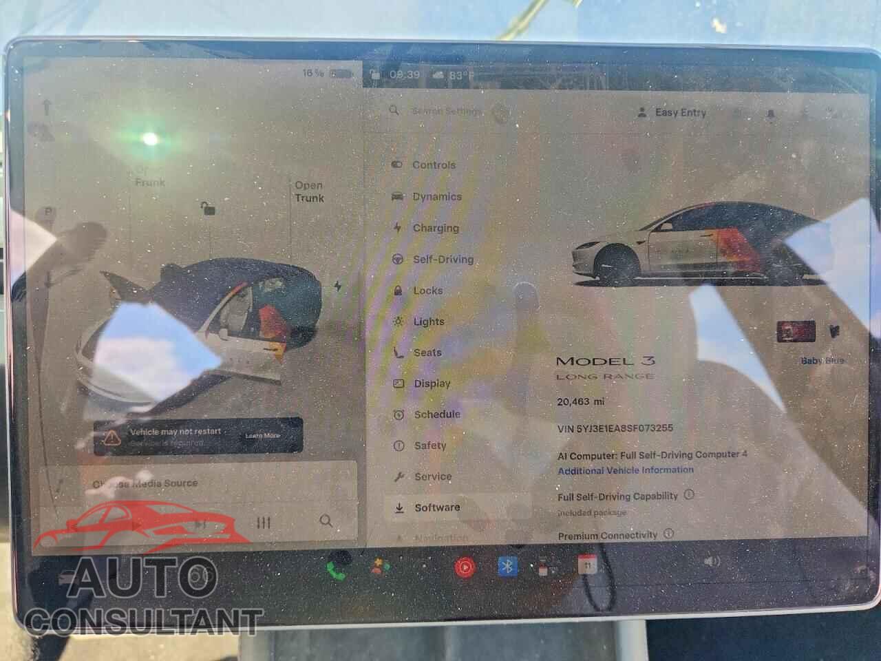 TESLA MODEL 3 2025 - 5YJ3E1EA8SF073255