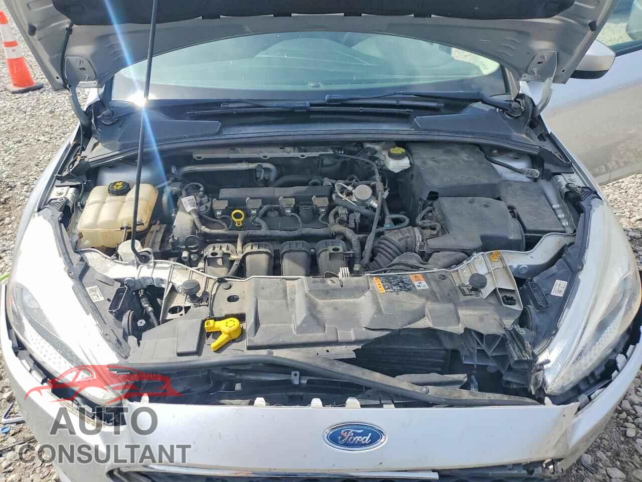 FORD FOCUS 2018 - 1FADP3F23JL231715