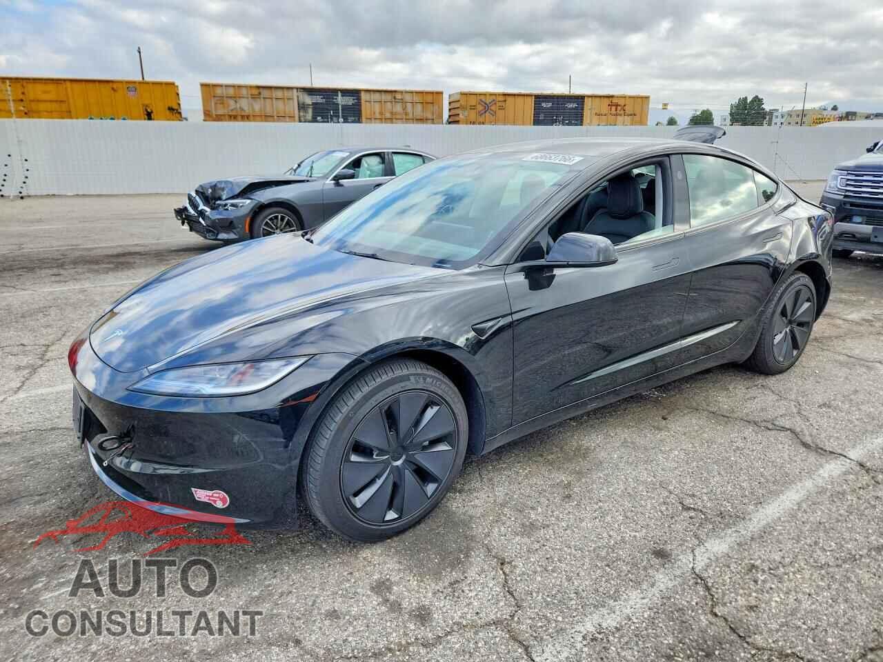 TESLA MODEL 3 2024 - 5YJ3E1EB5RF809393