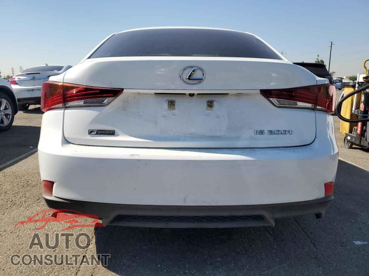 LEXUS IS 2017 - JTHBA1D26H5052933