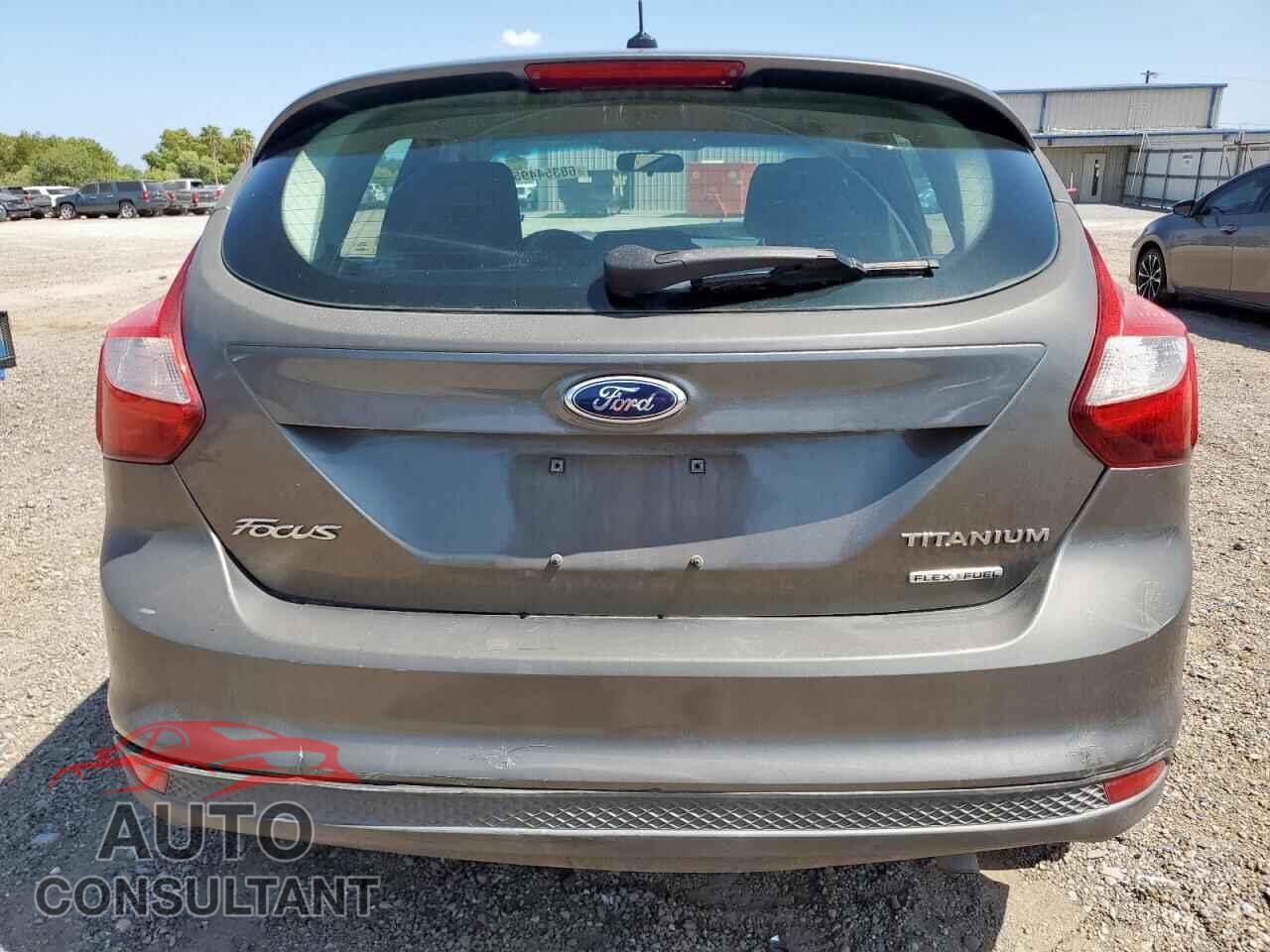 FORD FOCUS 2012 - 1FAHP3K29CL174303