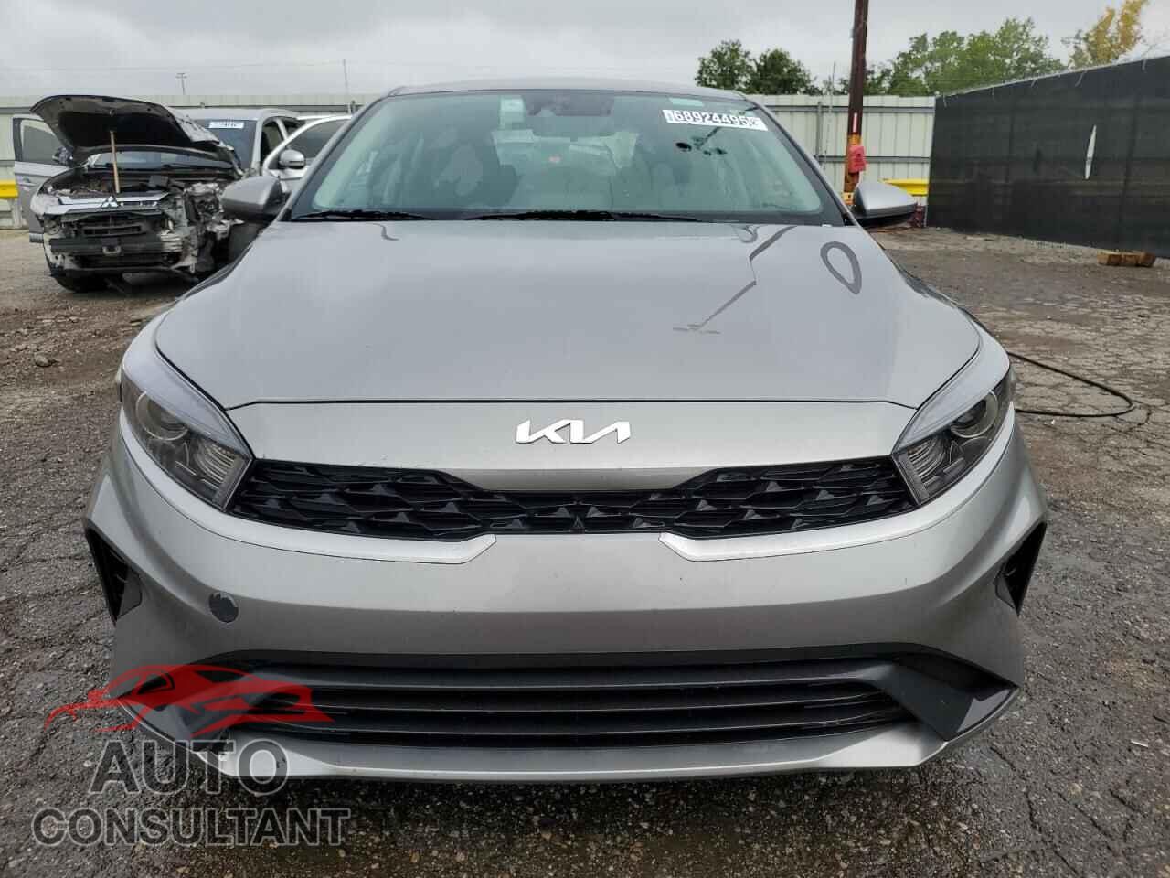 KIA FORTE 2023 - 3KPF24AD6PE582877