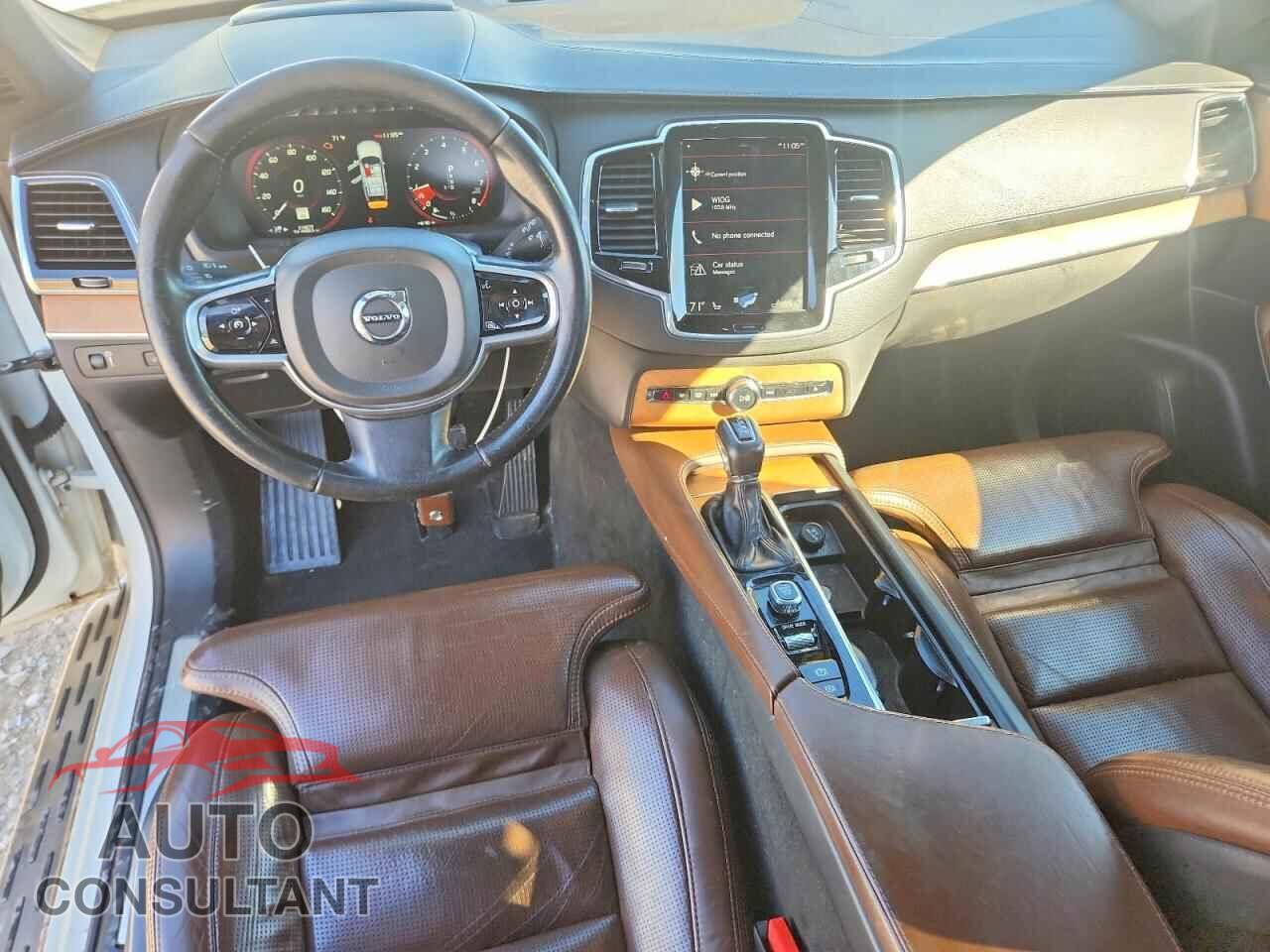 VOLVO XC90 2018 - YV4A22PL7J1386046