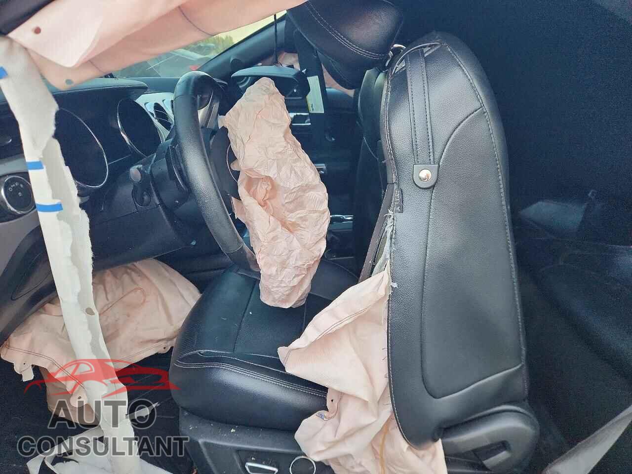 FORD MUSTANG 2015 - 1FA6P8TH8F5340956