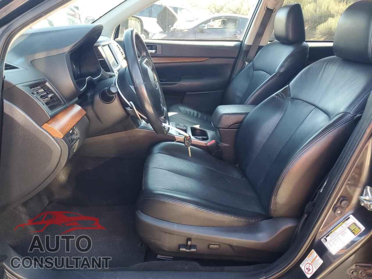 SUBARU OUTBACK 2013 - 4S4BRBPC1D3244301