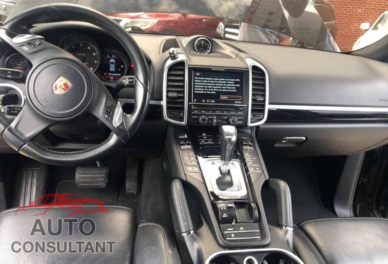 PORSCHE CAYENNE 2014 - WP1AA2A25ELA95222