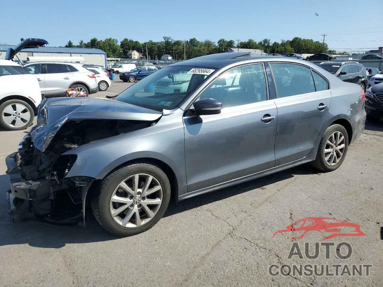 VOLKSWAGEN JETTA 2013 - 3VWDX7AJ5DM404408