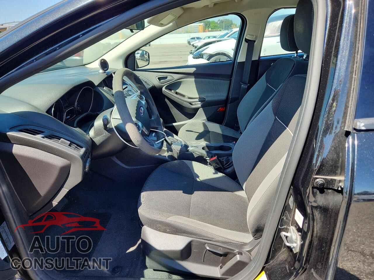 FORD FOCUS 2014 - 1FADP3E24EL432126