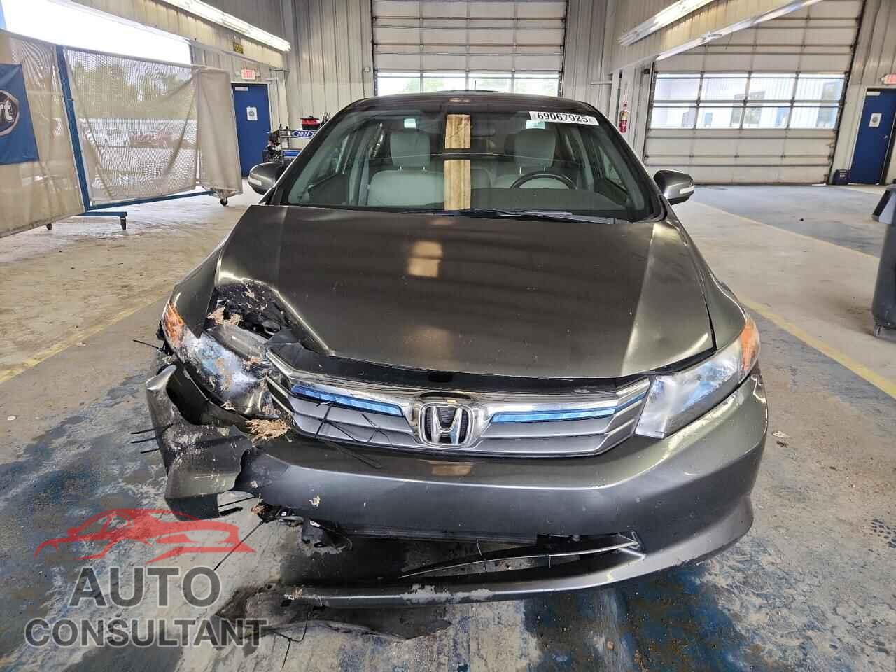HONDA CIVIC 2012 - JHMFB4F22CS009147