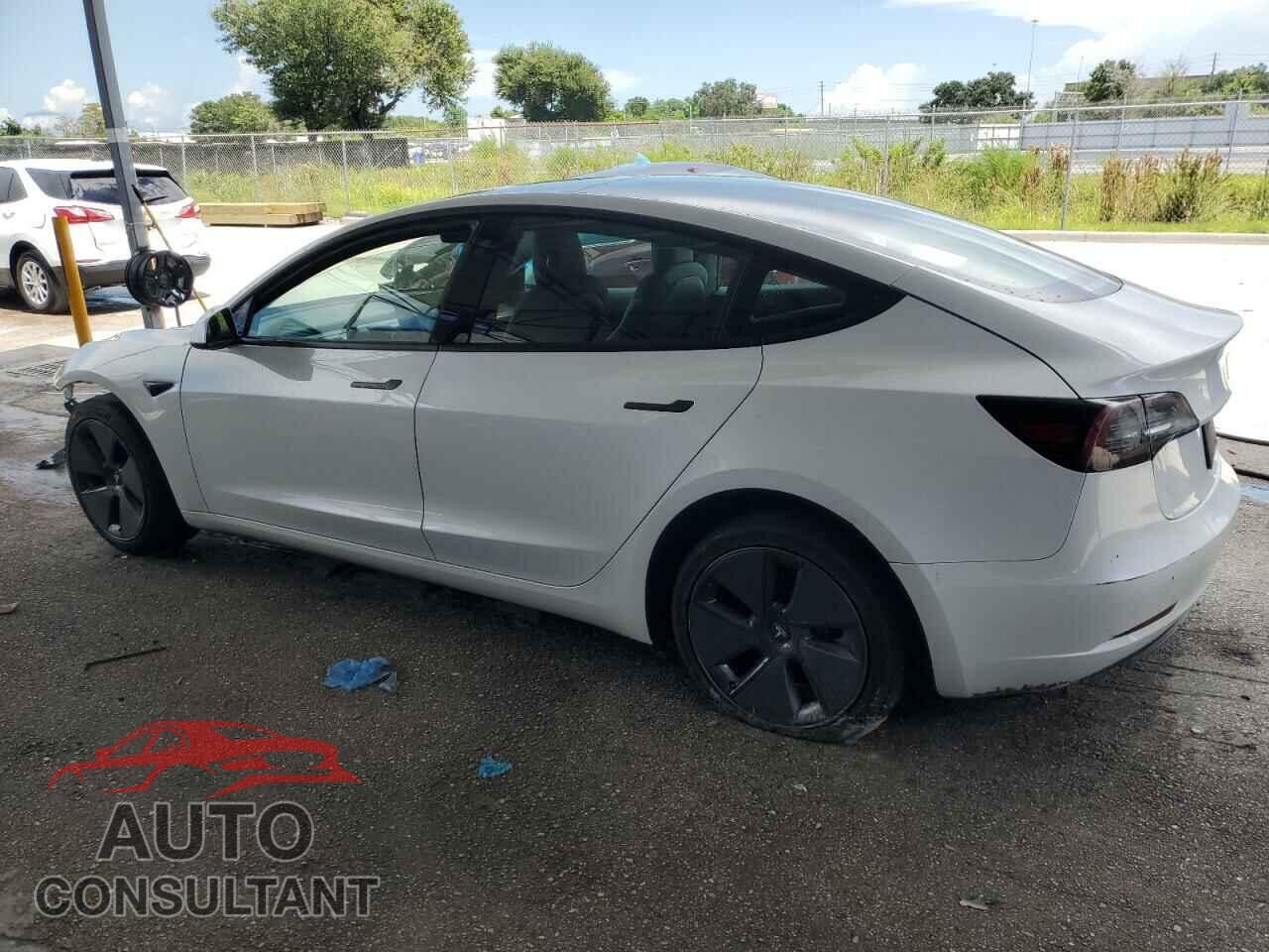 TESLA MODEL 3 2023 - 5YJ3E1EA0PF453083