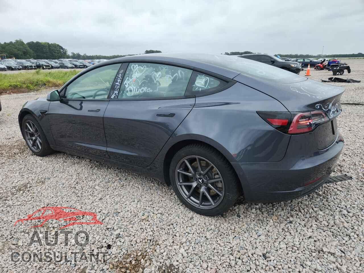TESLA MODEL 3 2021 - 5YJ3E1EB5MF979052