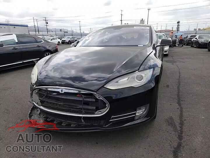 TESLA MODEL S 2013 - 5YJSA1CN2DFP28025