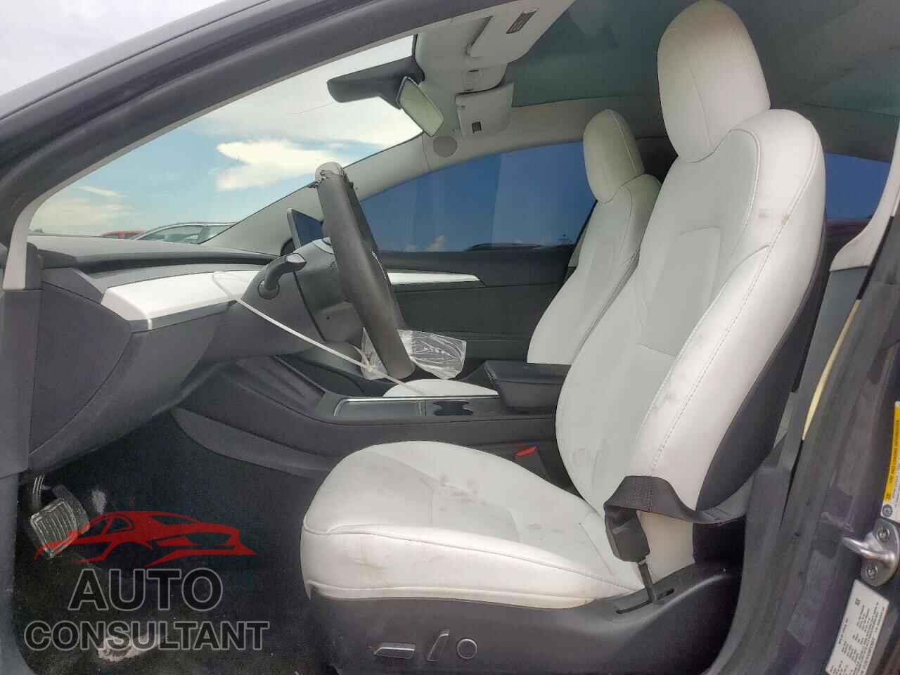 TESLA MODEL 3 2022 - 5YJ3E1EA3NF336823
