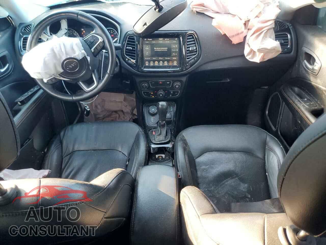 JEEP COMPASS 2019 - 3C4NJDCBXKT596165