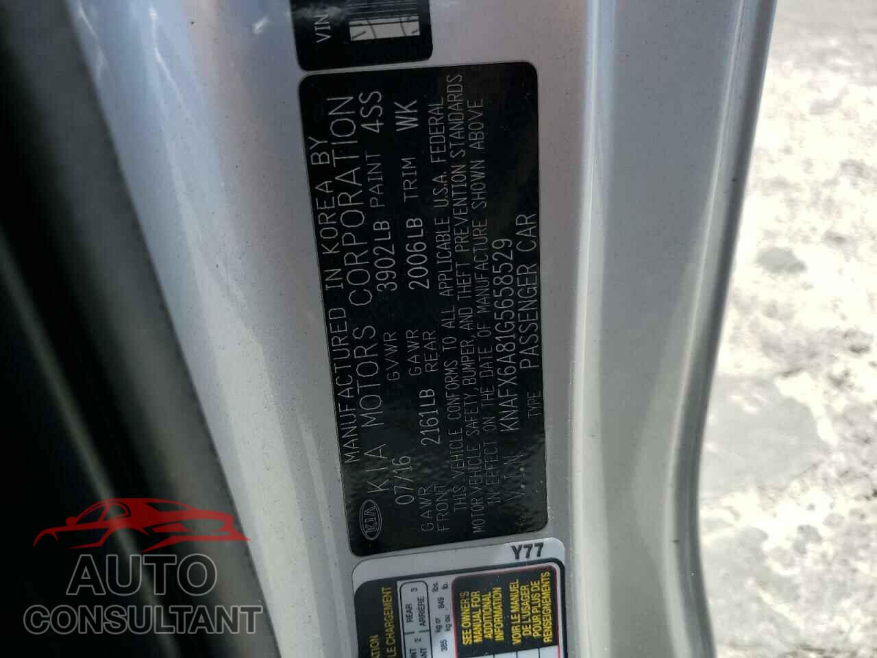 KIA FORTE 2016 - KNAFX6A81G5658529
