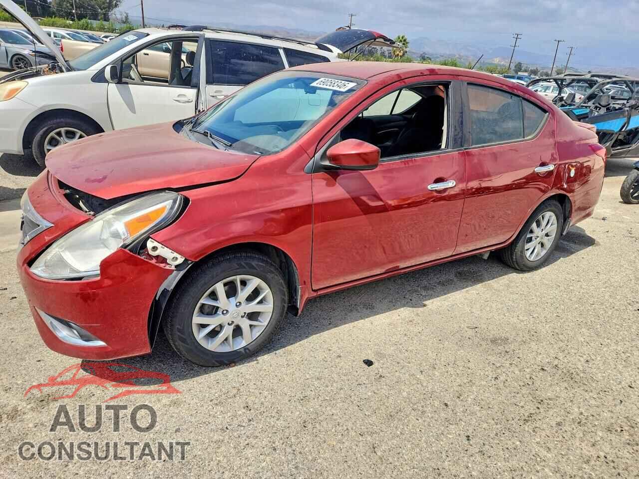 NISSAN VERSA 2017 - 3N1CN7AP3HL804037