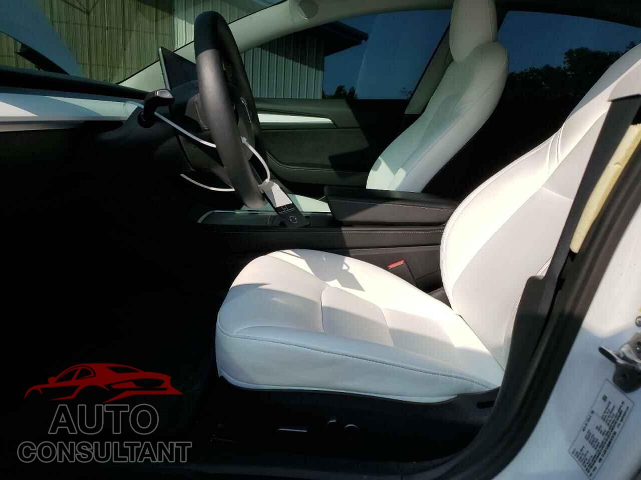 TESLA MODEL 3 2021 - 5YJ3E1EB8MF975786