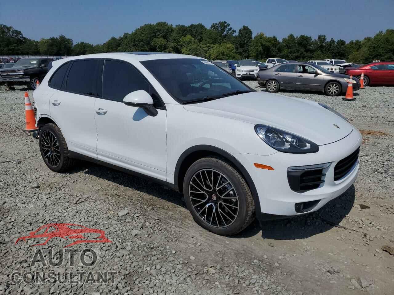 PORSCHE CAYENNE 2016 - WP1AA2A20GLA02285