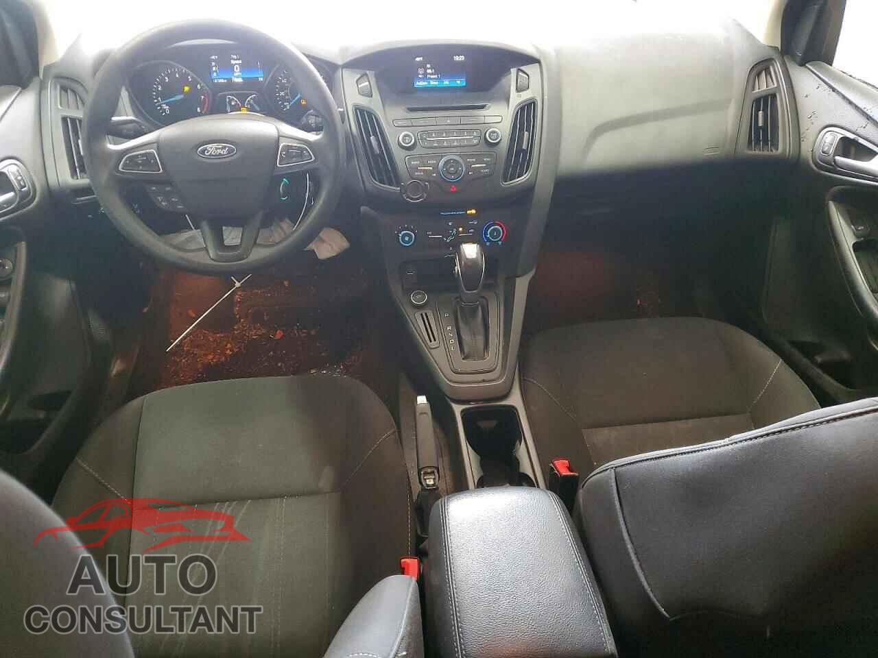 FORD FOCUS 2016 - 1FADP3F25GL270136