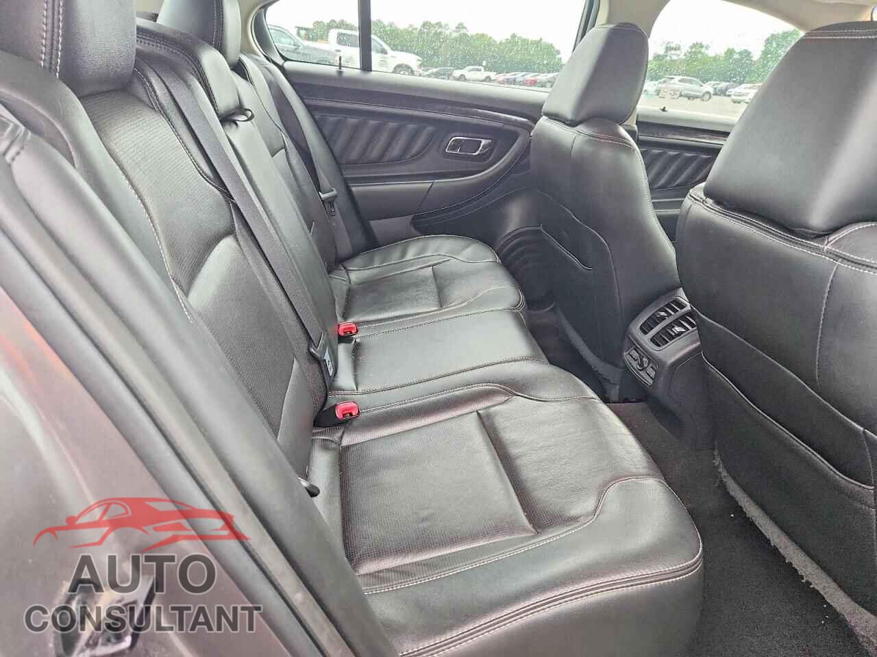 FORD TAURUS 2012 - 1FAHP2FW3CG132340