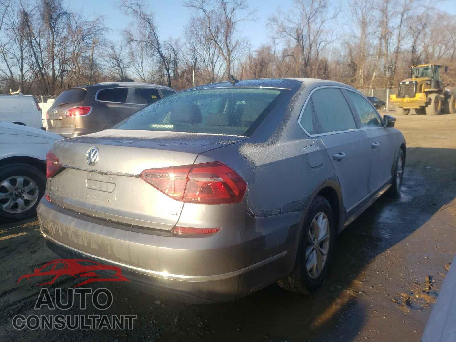 VOLKSWAGEN PASSAT 2017 - 1VWAT7A33HC003401