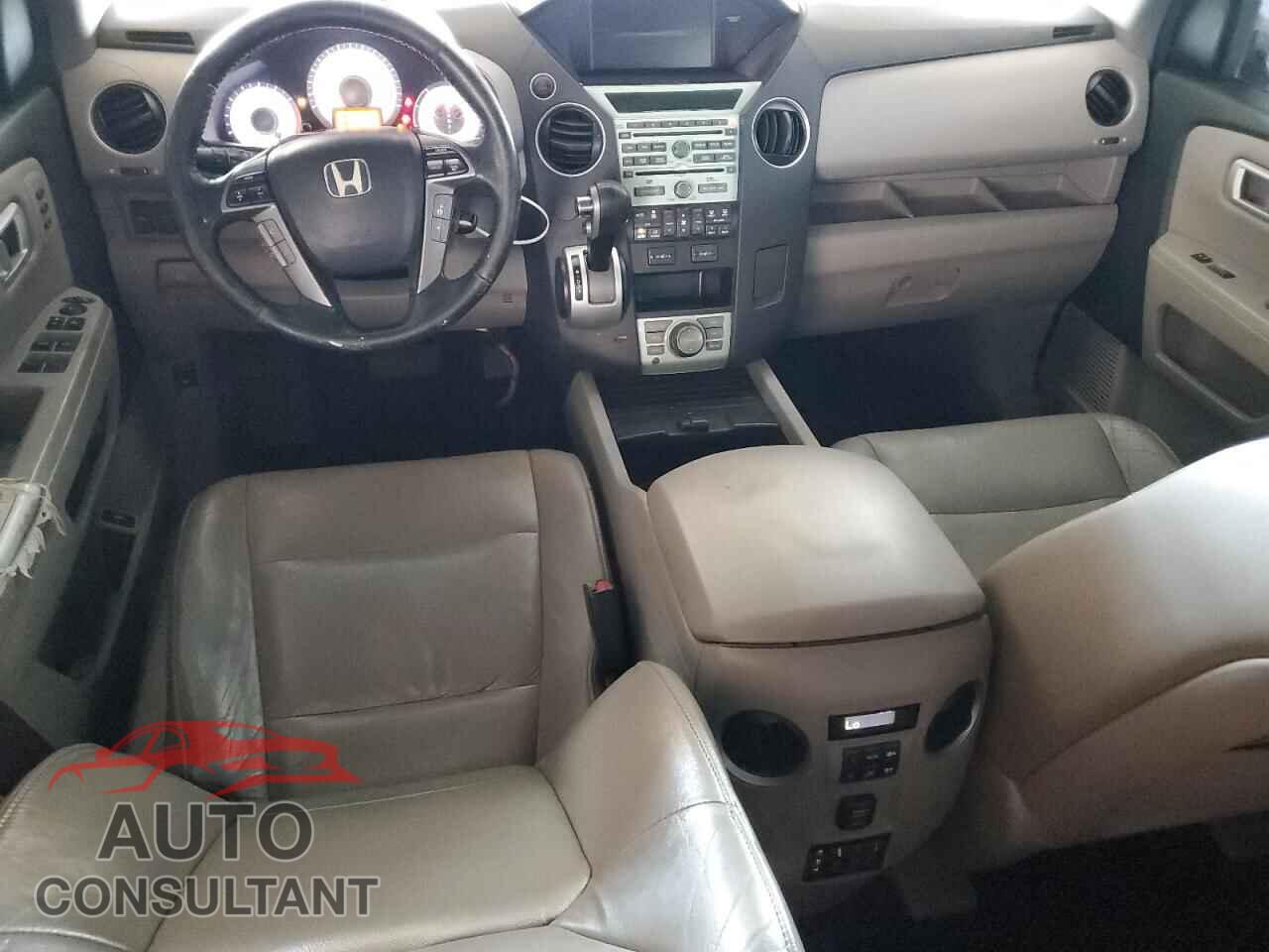 HONDA PILOT 2011 - 5FNYF3H94BB001999