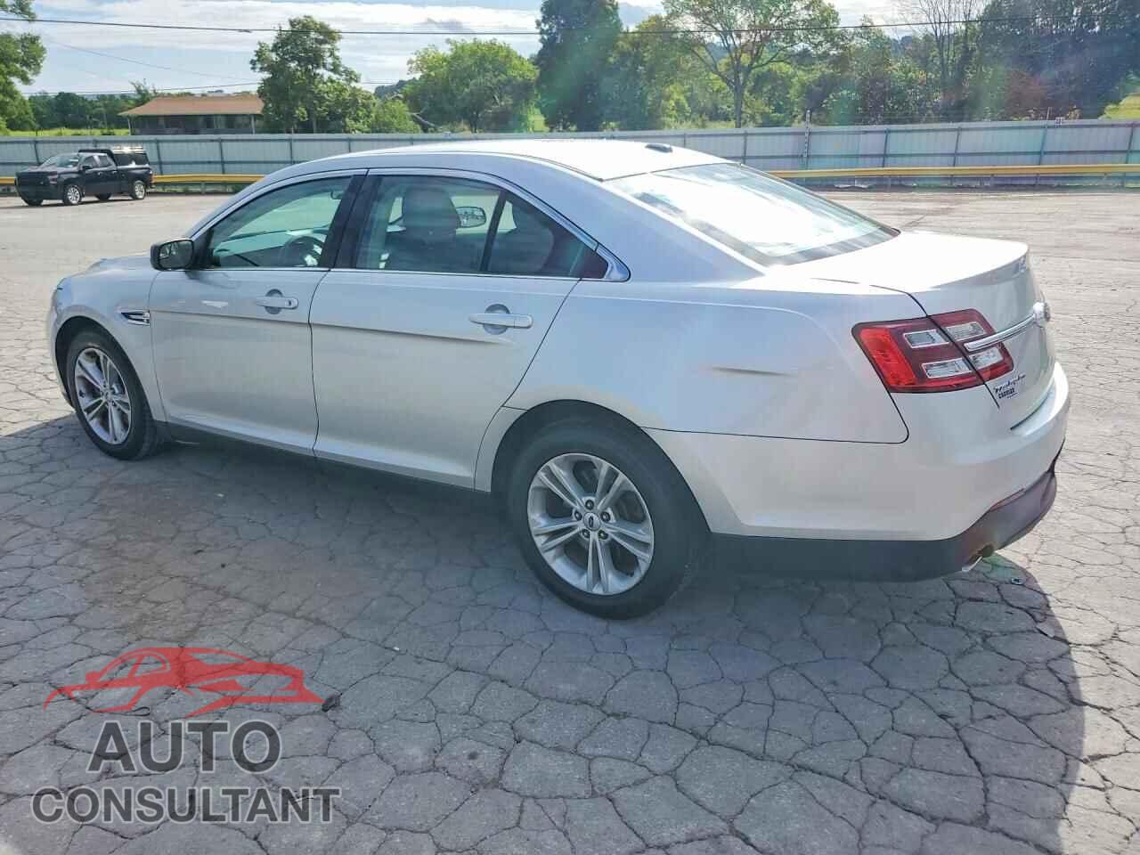 FORD TAURUS 2017 - 1FAHP2D84HG123013