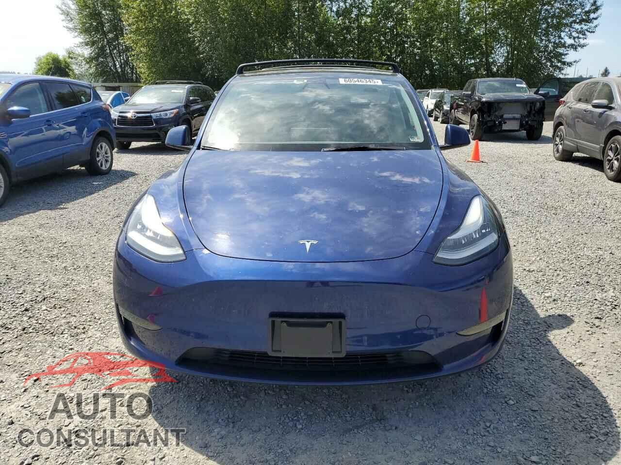 TESLA MODEL Y 2021 - 5YJYGAEE8MF257424
