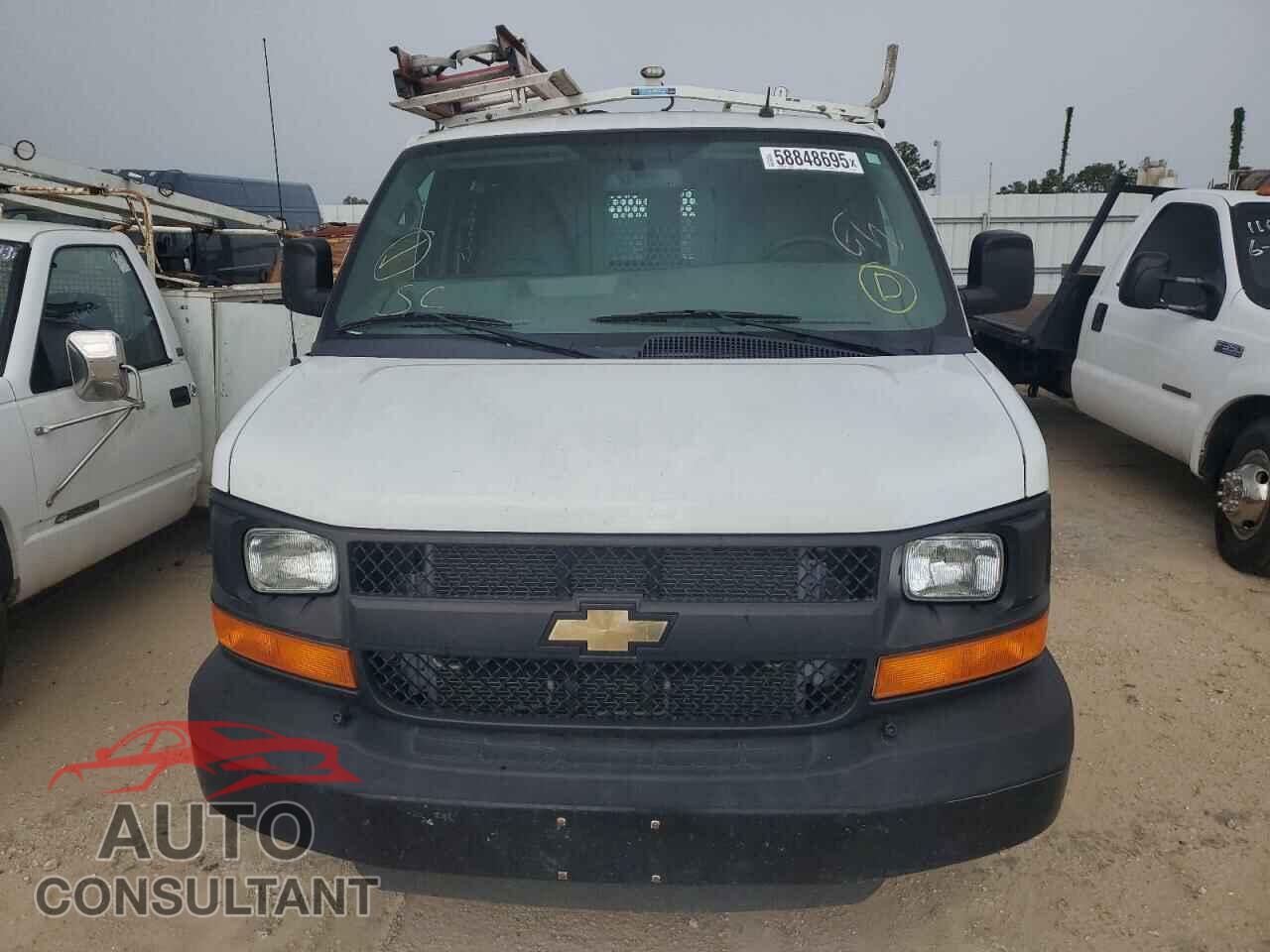 CHEVROLET EXPRESS 2015 - 1GCWGFCF4F1230815
