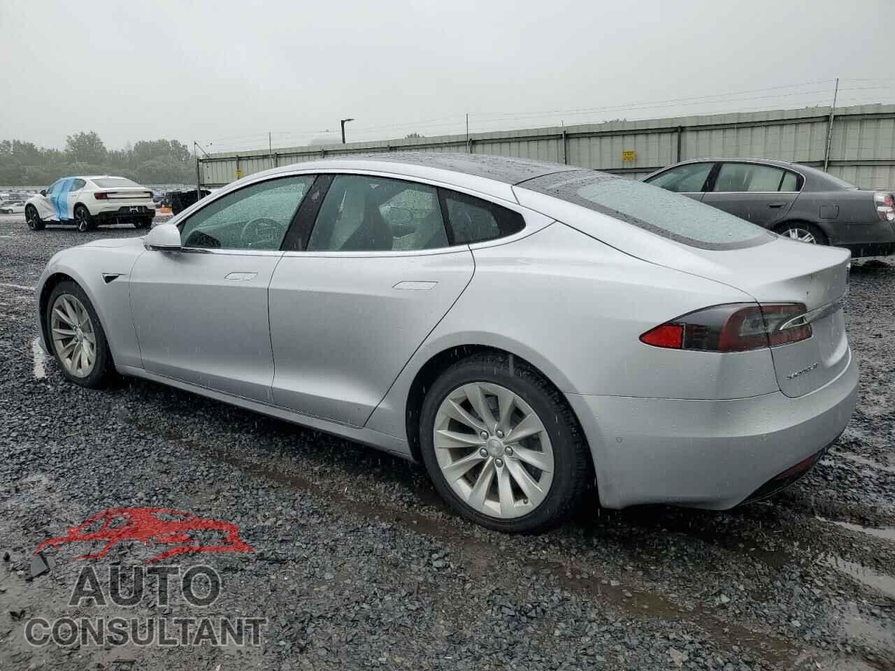 TESLA MODEL S 2017 - 5YJSA1E20HF190126