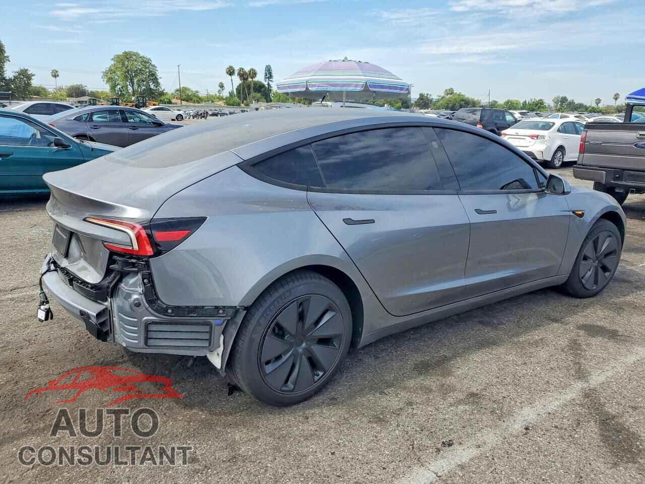 TESLA MODEL 3 2026 - 5YJ3E1EA0TF178146