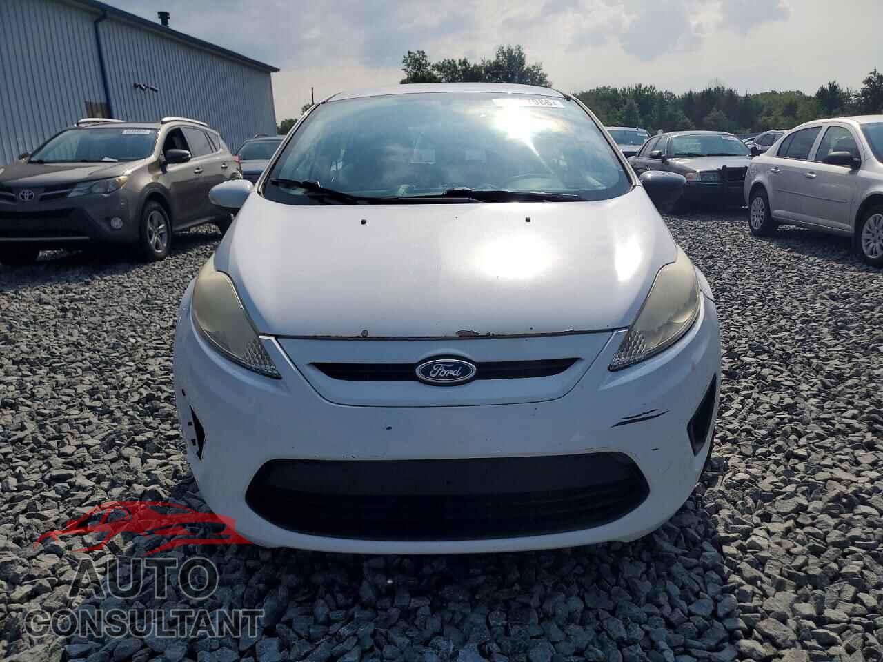 FORD FIESTA 2013 - 3FADP4EJ2DM201882
