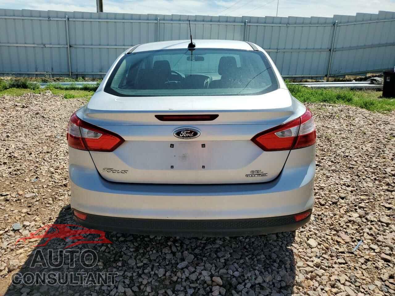 FORD FOCUS 2012 - 1FAHP3H24CL373640