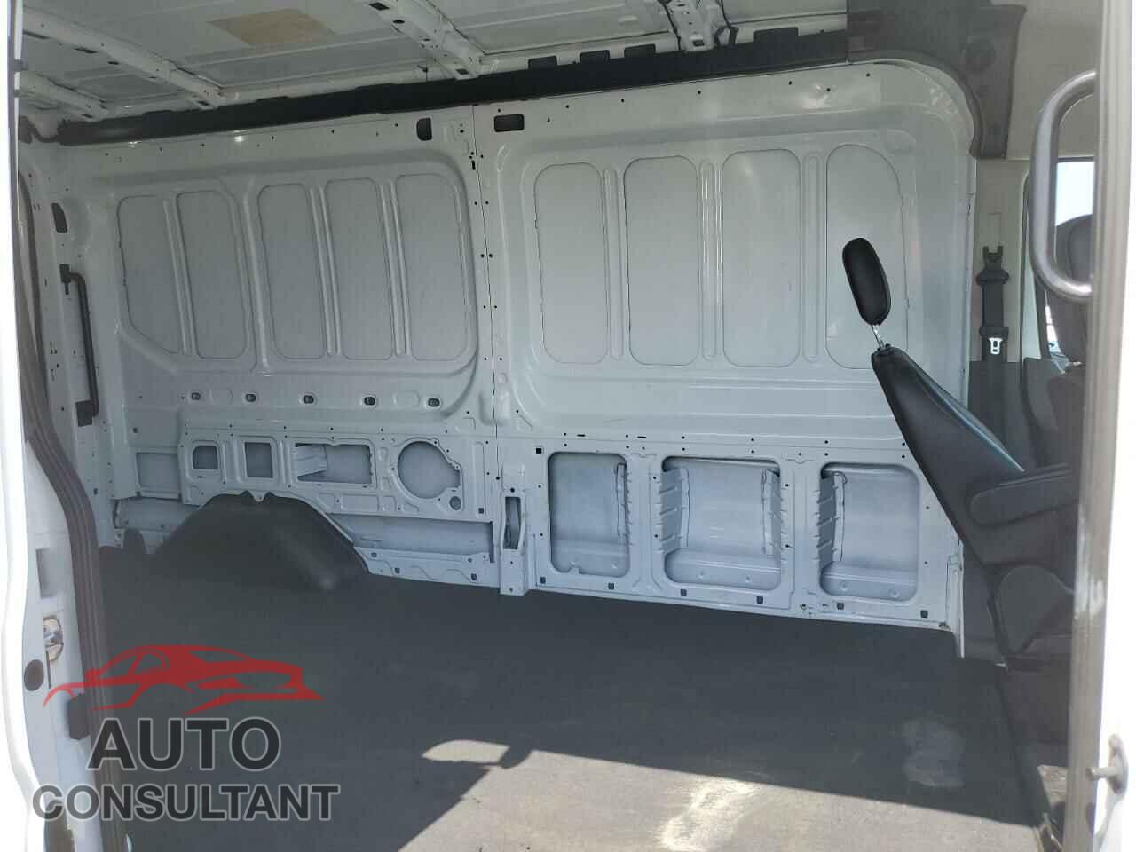 FORD TRANSIT 2023 - 1FTBR1C86PKA12559