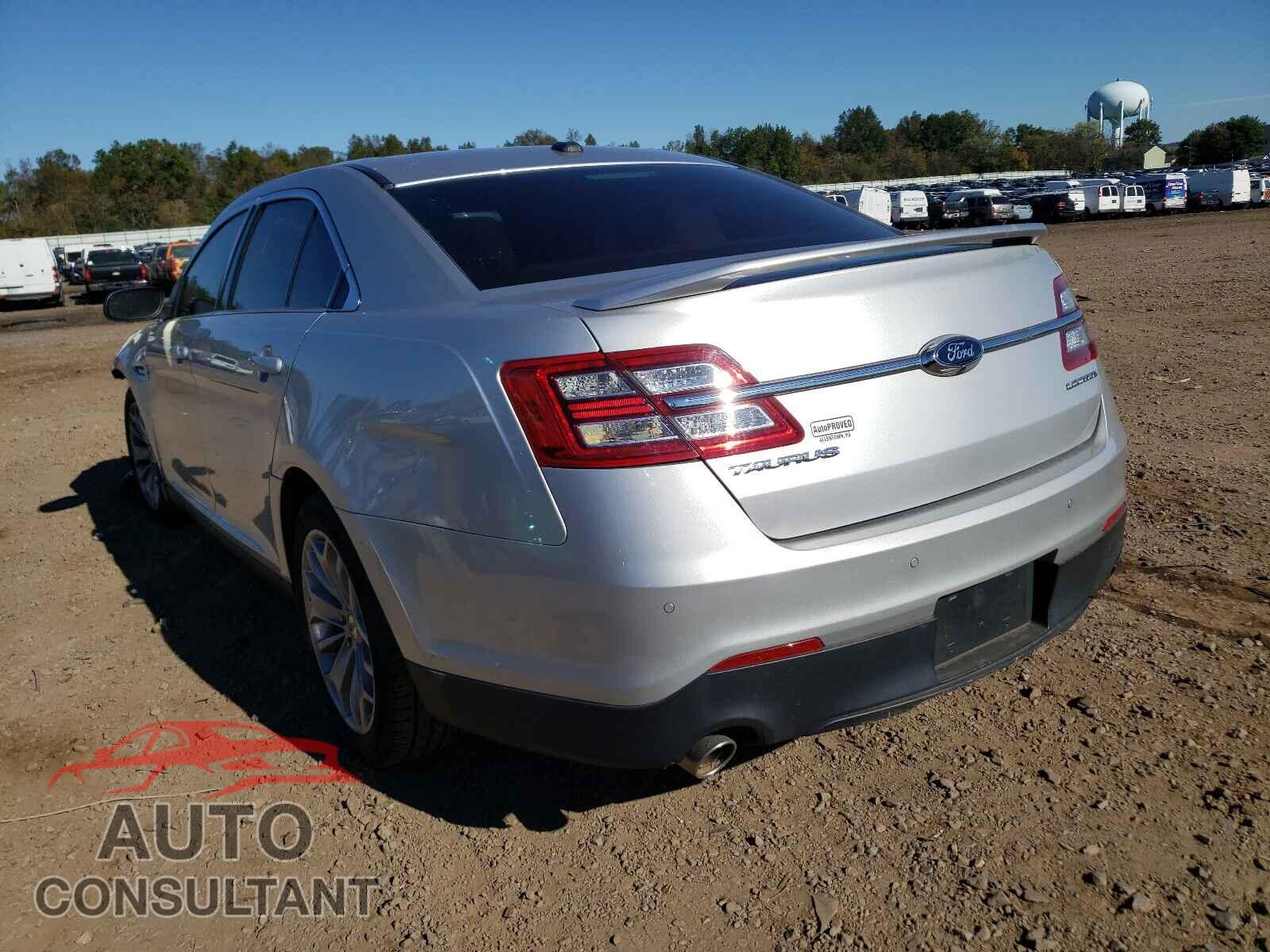 FORD TAURUS 2017 - 1FAHP2F82HG121550