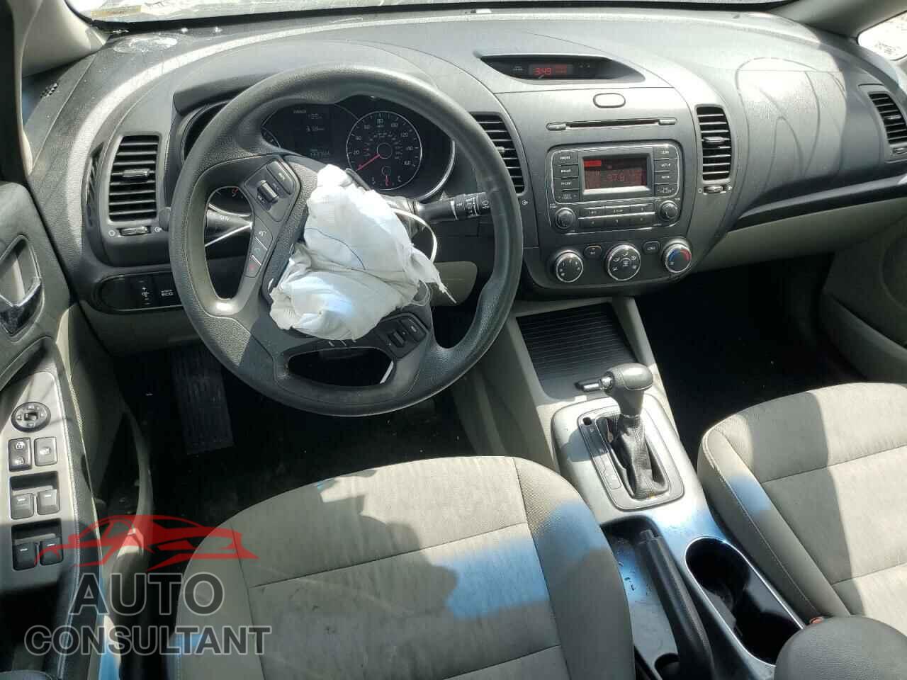 KIA FORTE 2016 - KNAFK4A60G5574560