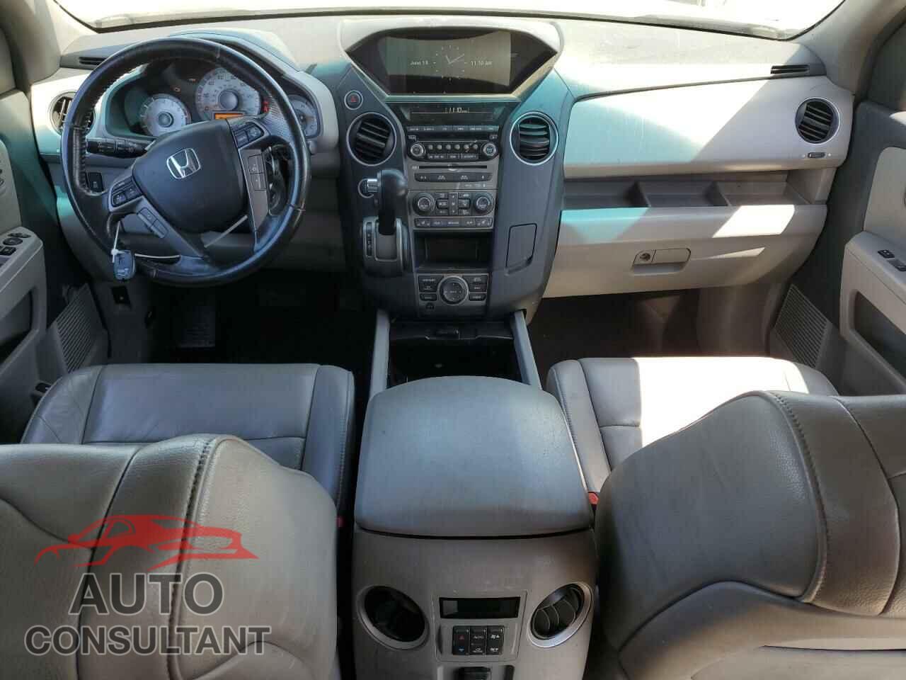 HONDA PILOT 2013 - 5FNYF4H95DB016049