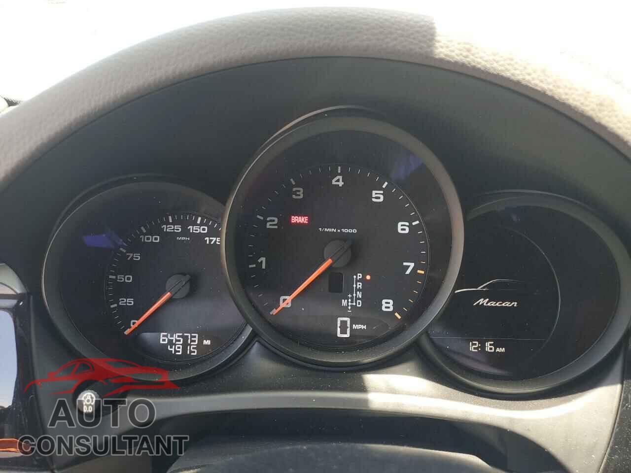 PORSCHE MACAN 2018 - WP1AA2A51JLB11159