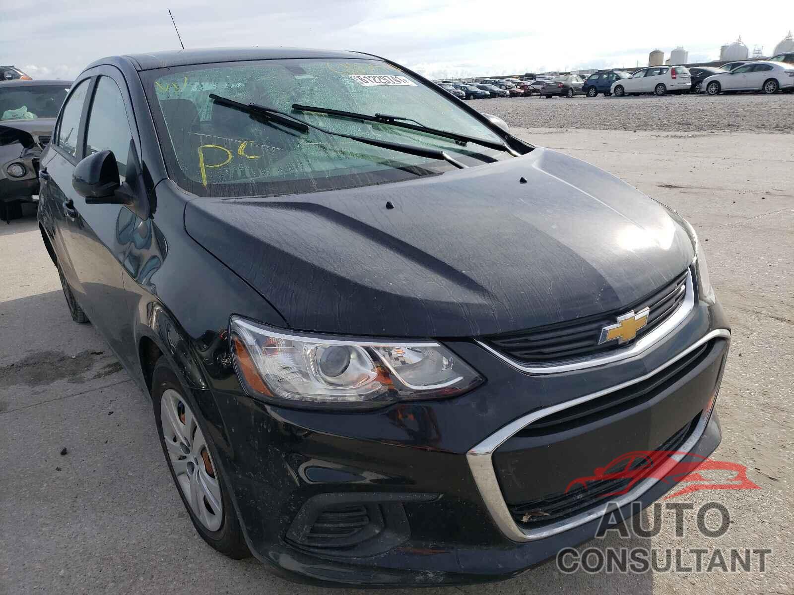 CHEVROLET SONIC 2019 - 1G1JB5SBXK4136859