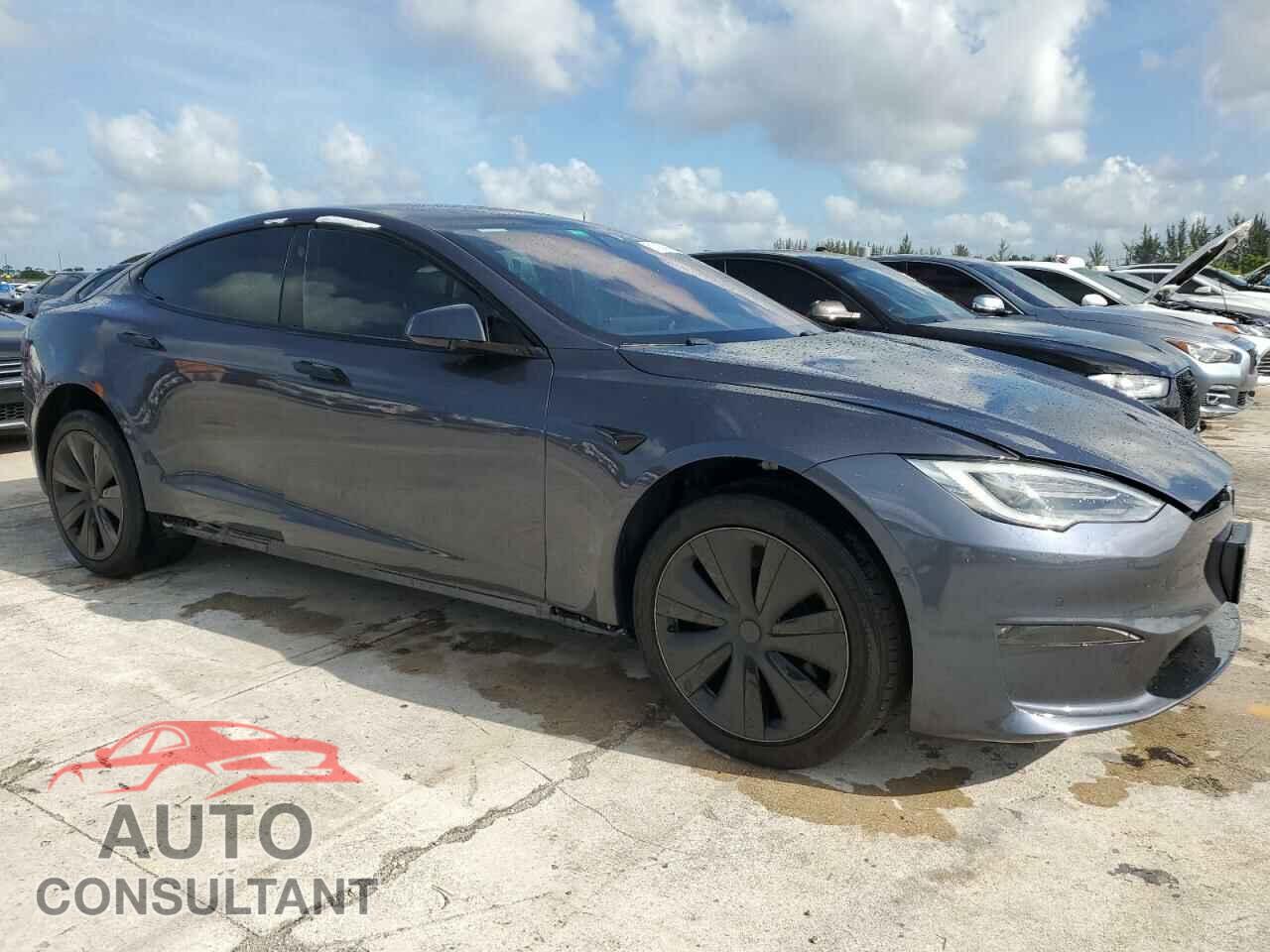TESLA MODEL S 2022 - 5YJSA1E52NF471804